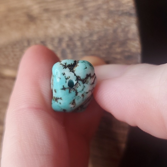 Turquoise chunk natural stone charm - Picture 3 of 3